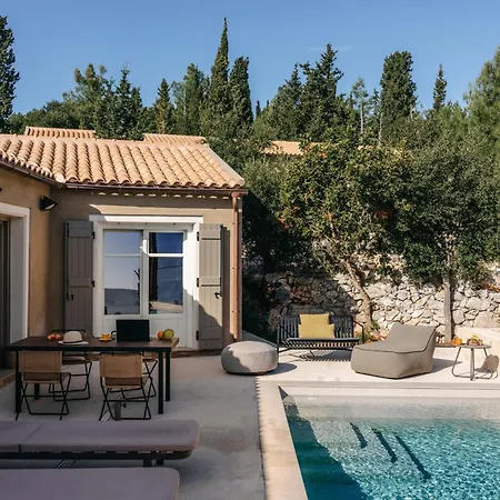 Villa F Topia *